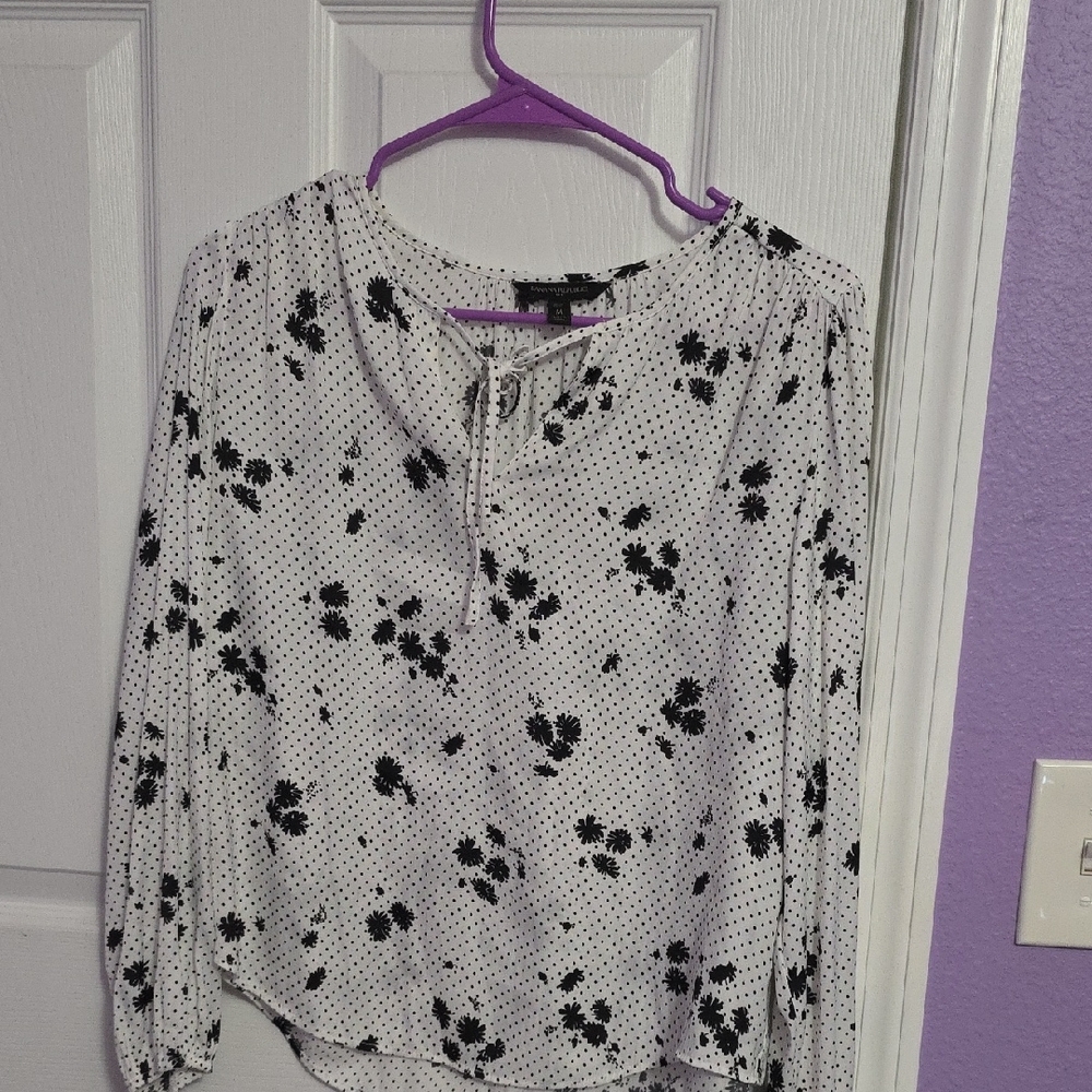 Banana Republic Black and White Buttoned Blouse
